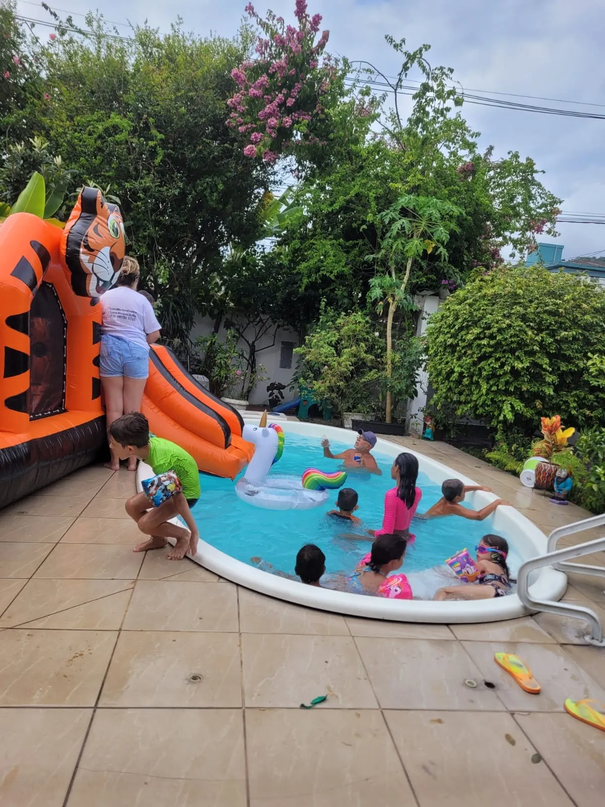Brinquedo inflável para locação — foto 13