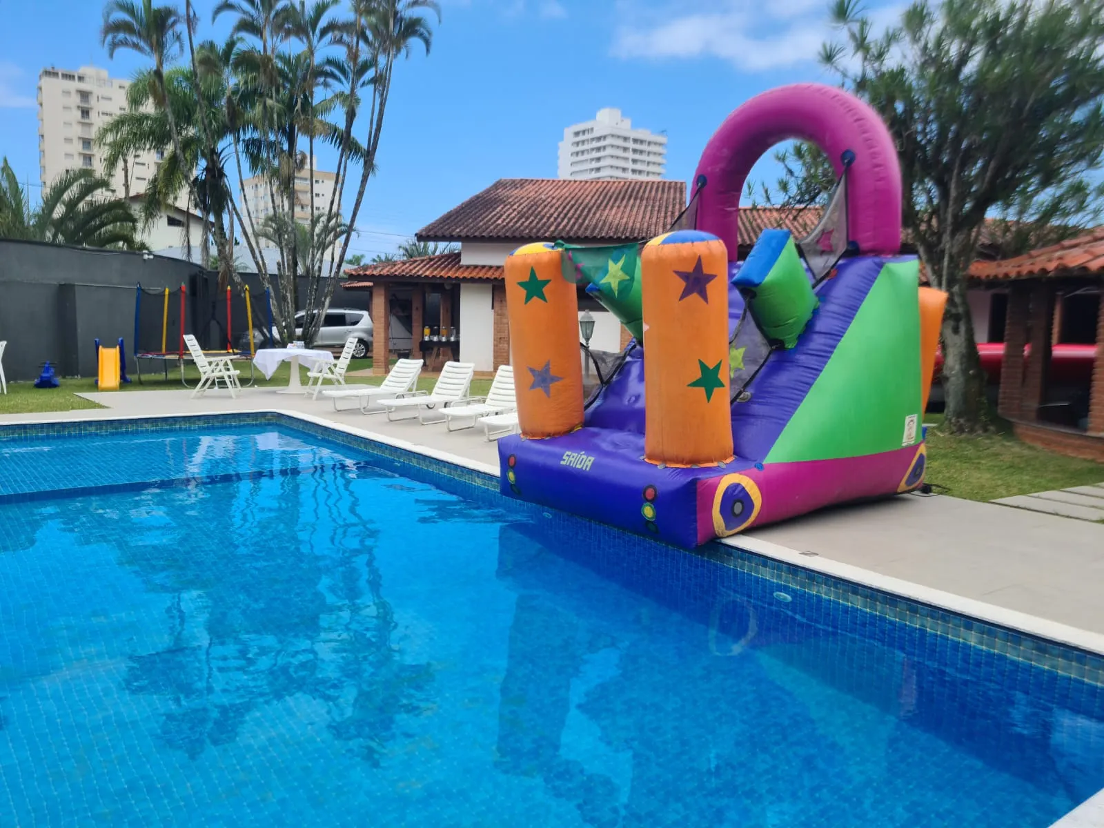 Brinquedo inflável para locação — foto 6