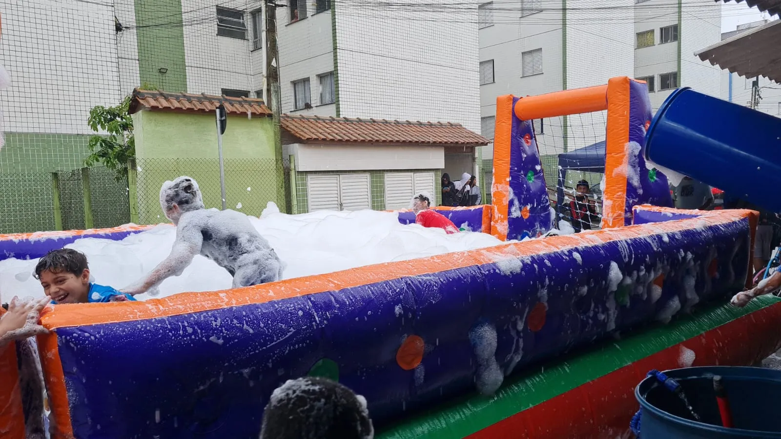 Brinquedo inflável para locação — foto 4